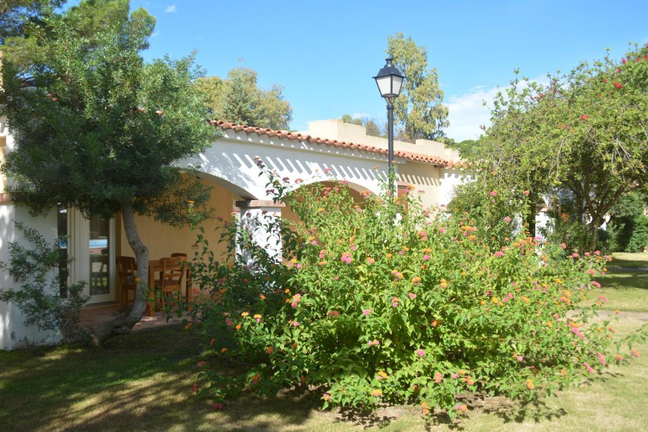 Hotel Porto Pino Club Esterno foto